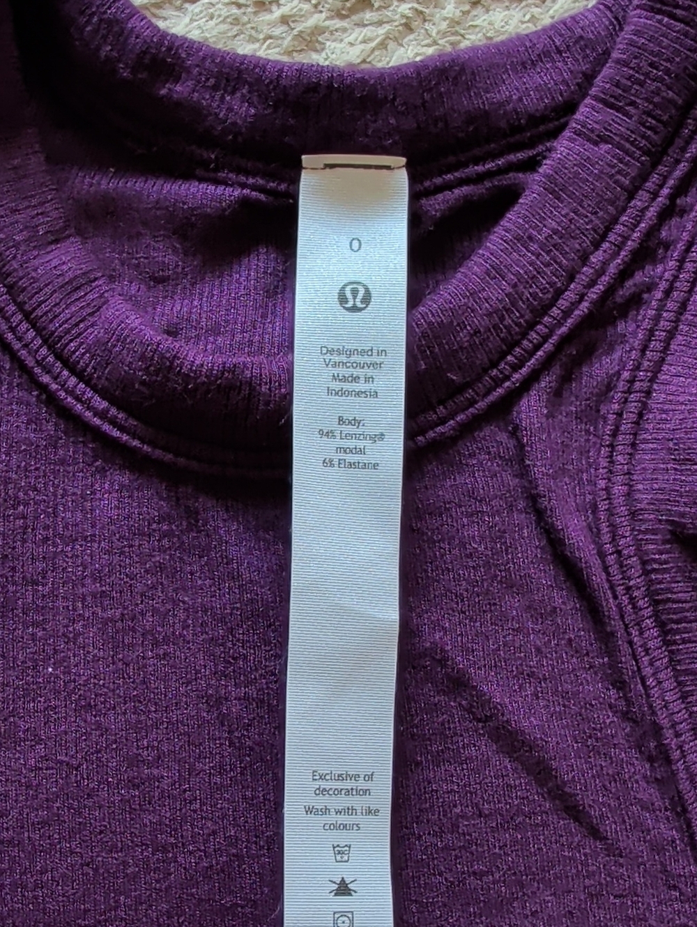 Lululemon Hold Tight Cropped Tank Top Dramatic Magenta EUC - Picture 5 of 5
